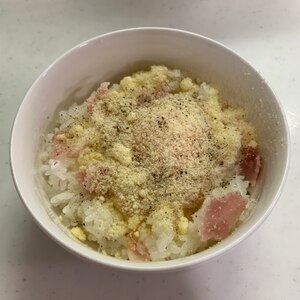 カルボナーラ風　卵かけご飯